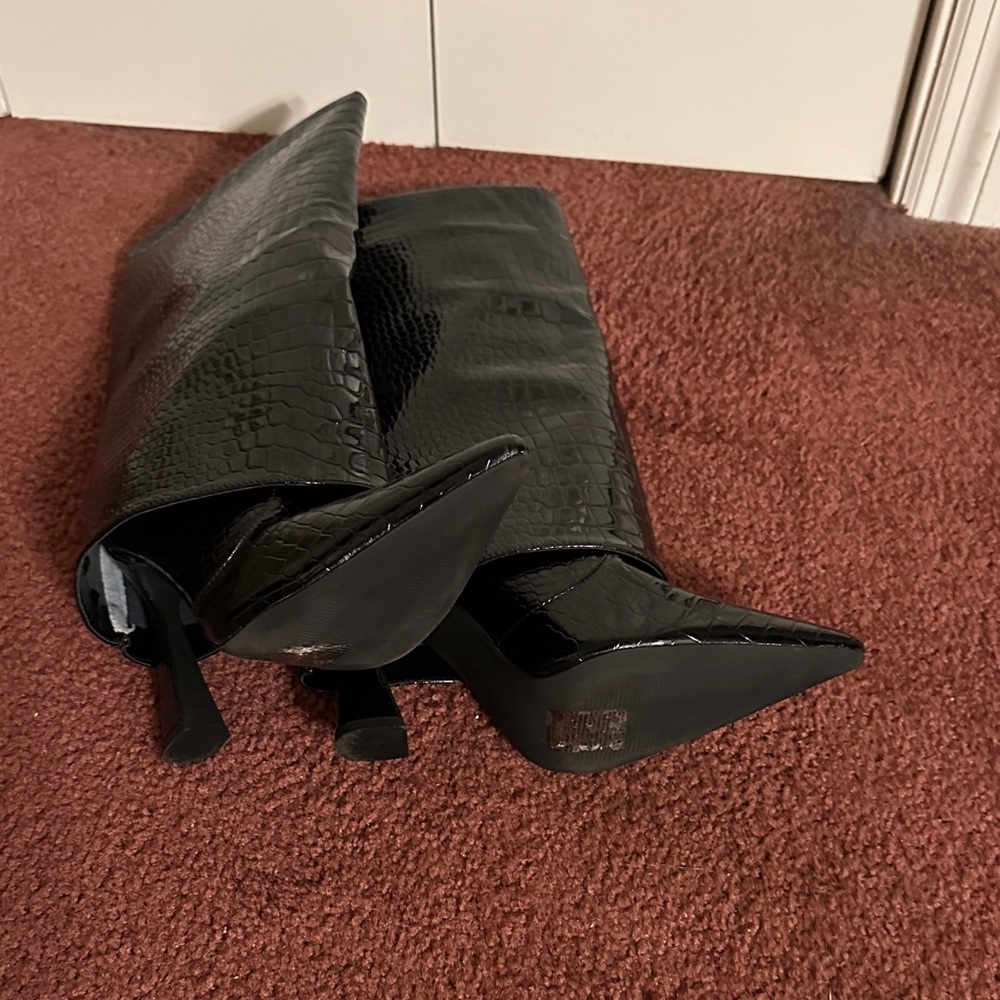 Unlisted Black Croc-Pattern Heeled Boots